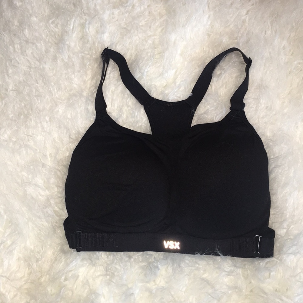 Black VSX sports bra
